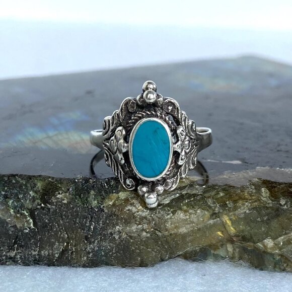 Sterling Silver 925 Scrollwork Oval Faux Turquoise Tapered Shank Ring Sz 7.5 - Picture 16 of 16